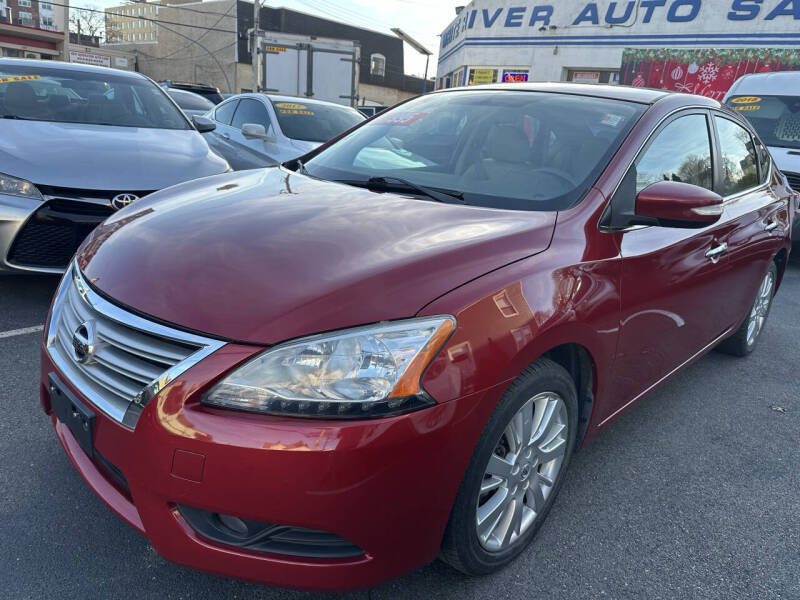 2014 Nissan Sentra SL's photo