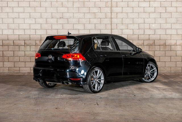 2017 Volkswagen Golf R 4Motion