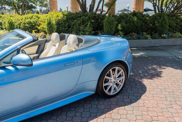 2012 Aston Martin V8 Vantage 34