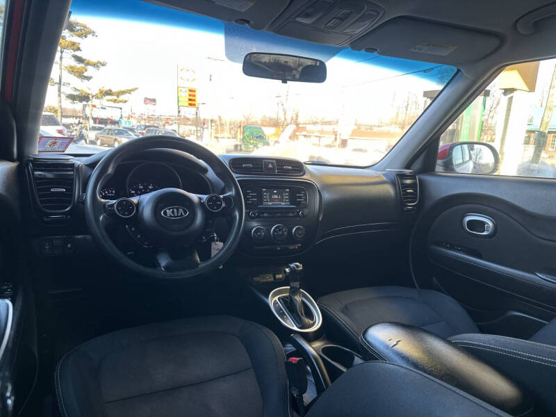 2016 Kia Soul +