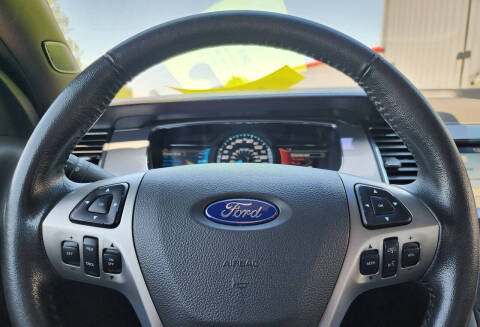 2017 Ford Taurus SEL