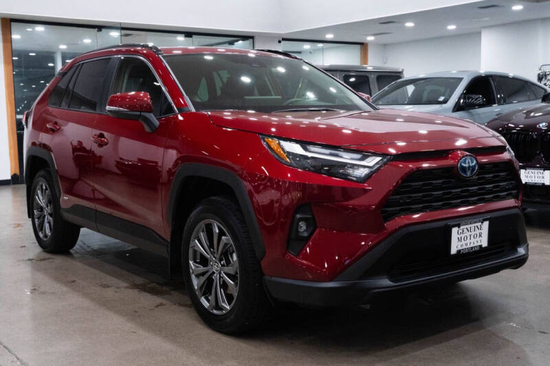 2023 Toyota RAV4 Hybrid XLE Premium