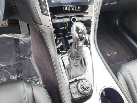 2018 Infiniti Q60 3.0T Luxe