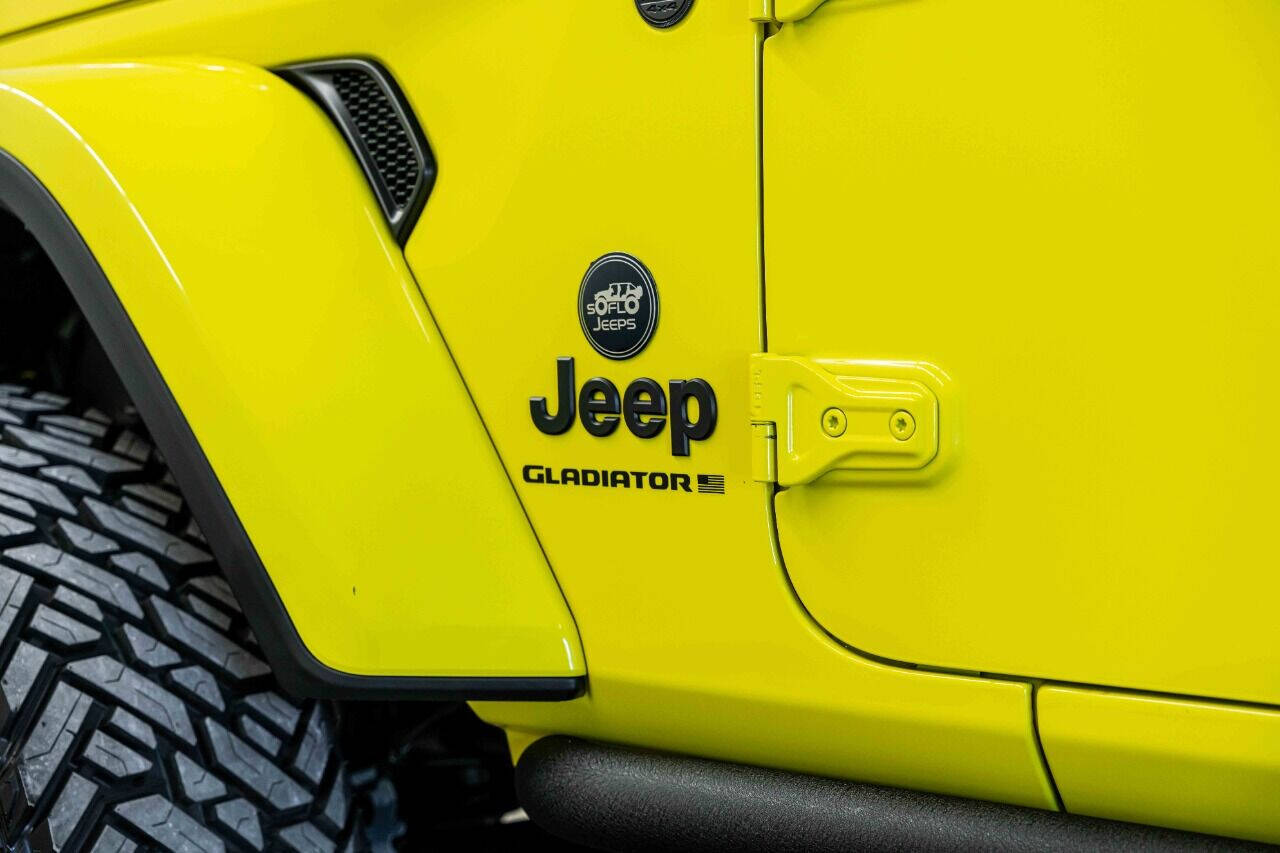 2023 JEEP Gladiator Pickup - $65,995