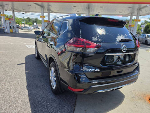 2020 Nissan Rogue SV