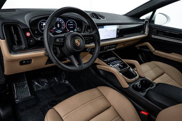 2025 Porsche Cayenne Coupe