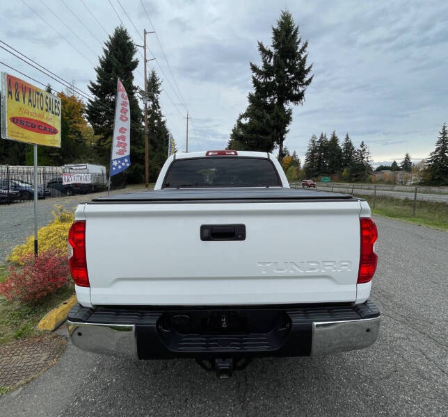 2018 Toyota Tundra SR5