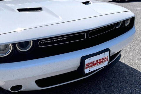 2015 Dodge Challenger SXT