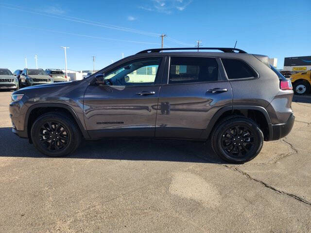 2023 Jeep Cherokee Altitude Lux
