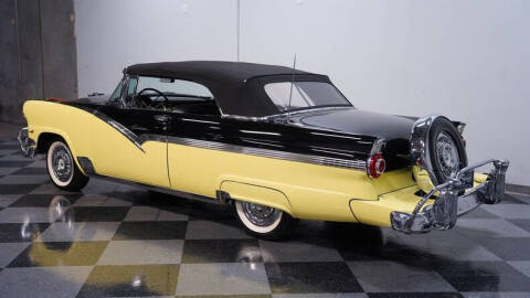 1956 Ford Fairlane