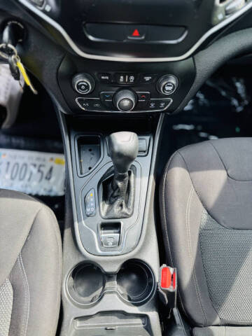 2019 Jeep Cherokee Latitude