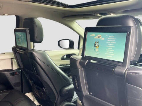 2018 Chrysler Pacifica Hybrid Limited