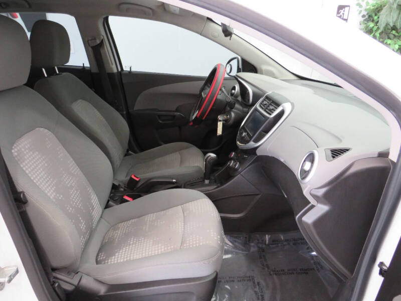 2017 Chevrolet Sonic LT Auto Fleet