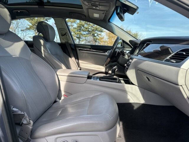 2015 Hyundai Genesis