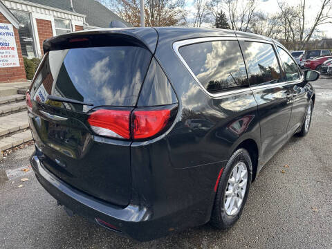2017 Chrysler Pacifica Touring
