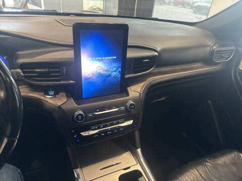 2020 Ford Explorer Platinum