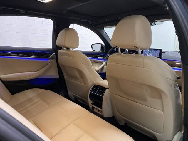 2020 BMW 5 Series 530i