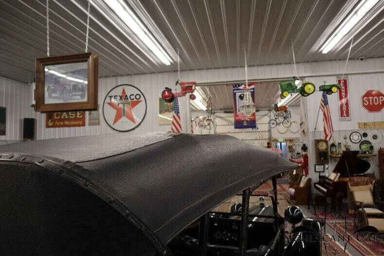 1916 Studebaker ED-6 7 Pass Touring