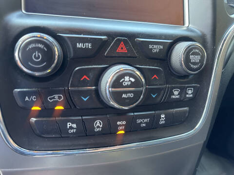 2018 Jeep Grand Cherokee Laredo