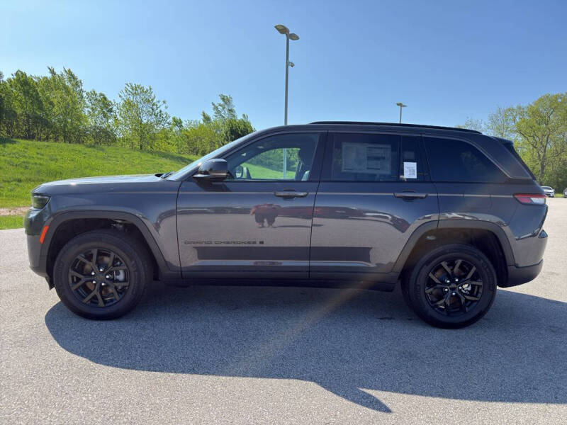 2026 Jeep Grand Cherokee Altitude