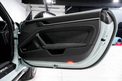 2023 Porsche 911 Dakar