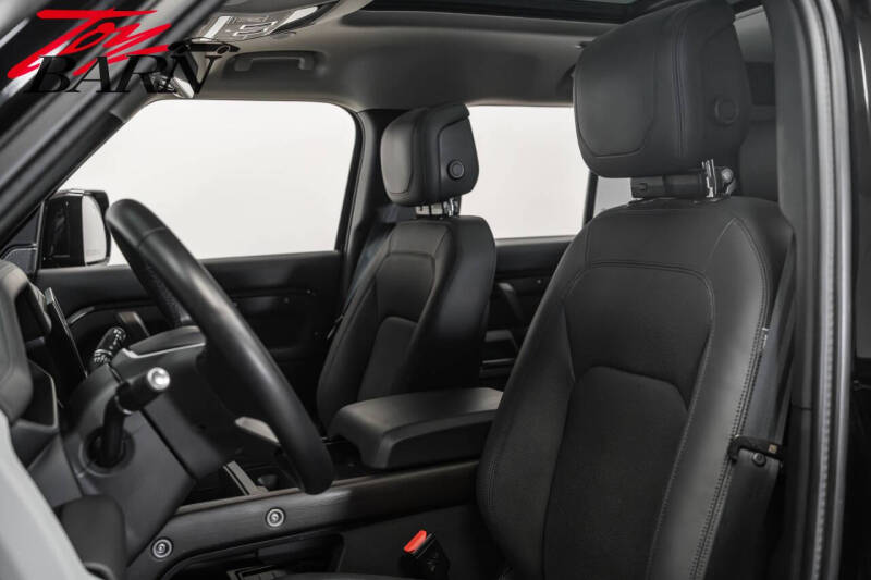 2024 Land Rover Defender 110 V8 P500 SE