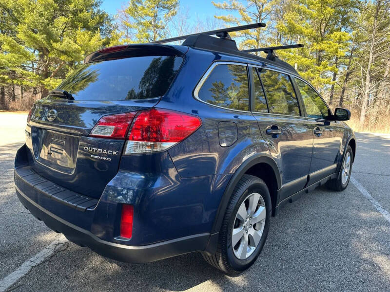 2010 Subaru Outback 2.5i Limited