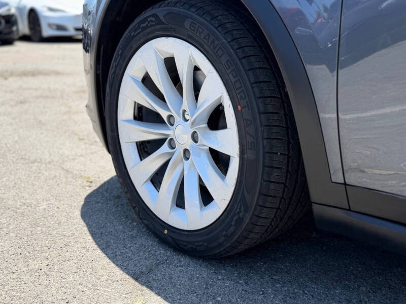 2016 Tesla Model X 90D
