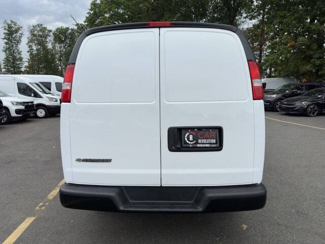 2023 Chevrolet Express 2500