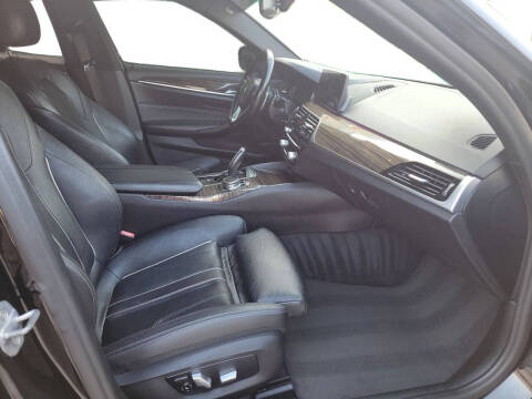 2018 BMW 5 Series 530i