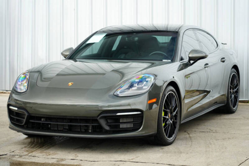 2022 Porsche Panamera