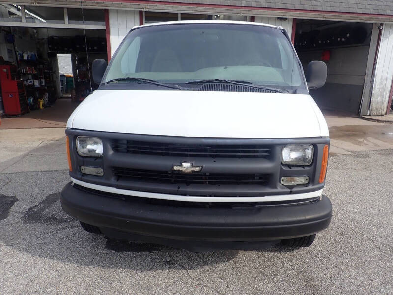 2000 Chevrolet Express G3500