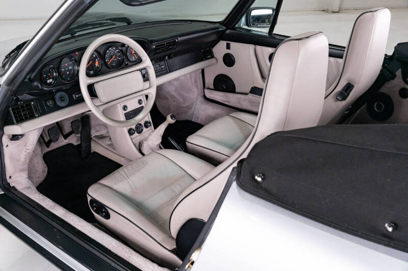 1989 Porsche 911 Carrera