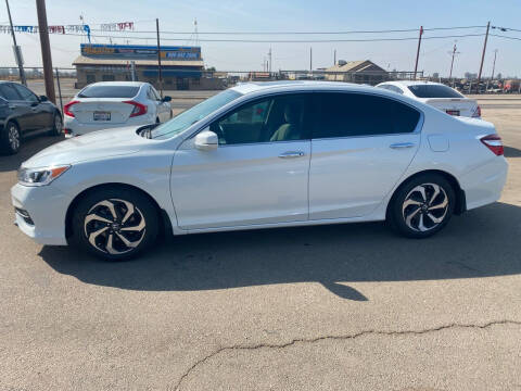 2017 Honda Accord for sale at First Choice Auto Sales in Bakersfield CA