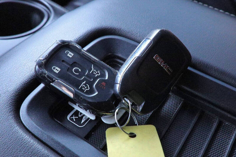2016 GMC Yukon SLT