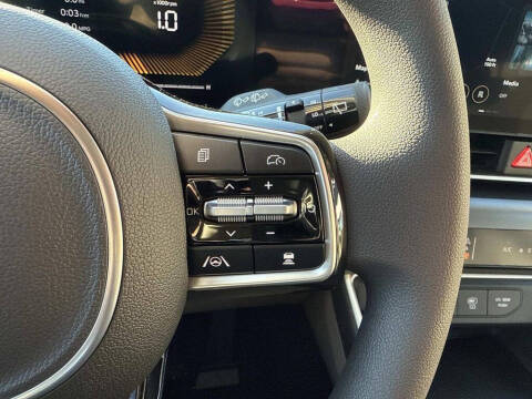 2026 Kia Carnival LX