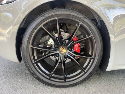 2022 Porsche 718 Cayman S