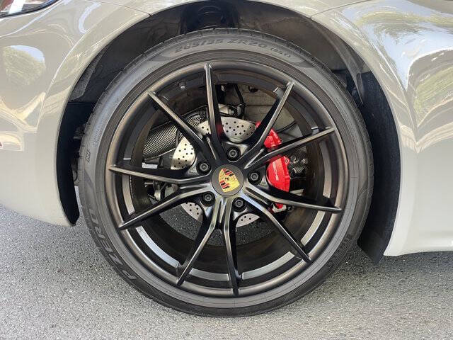 2022 Porsche 718 Cayman S