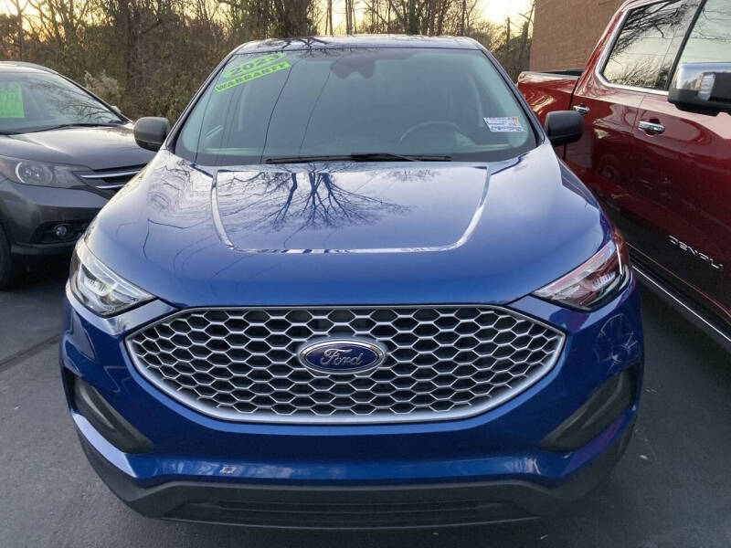 2023 Ford Edge SE
