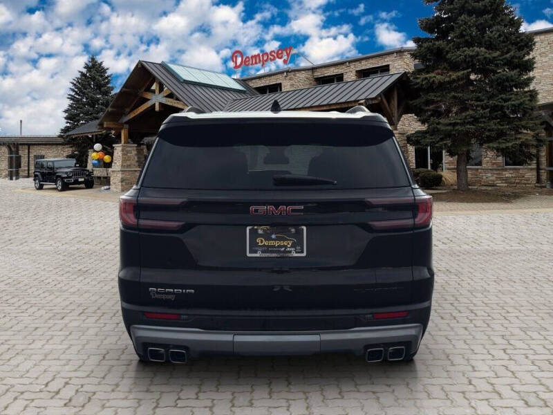 2025 GMC Acadia Elevation