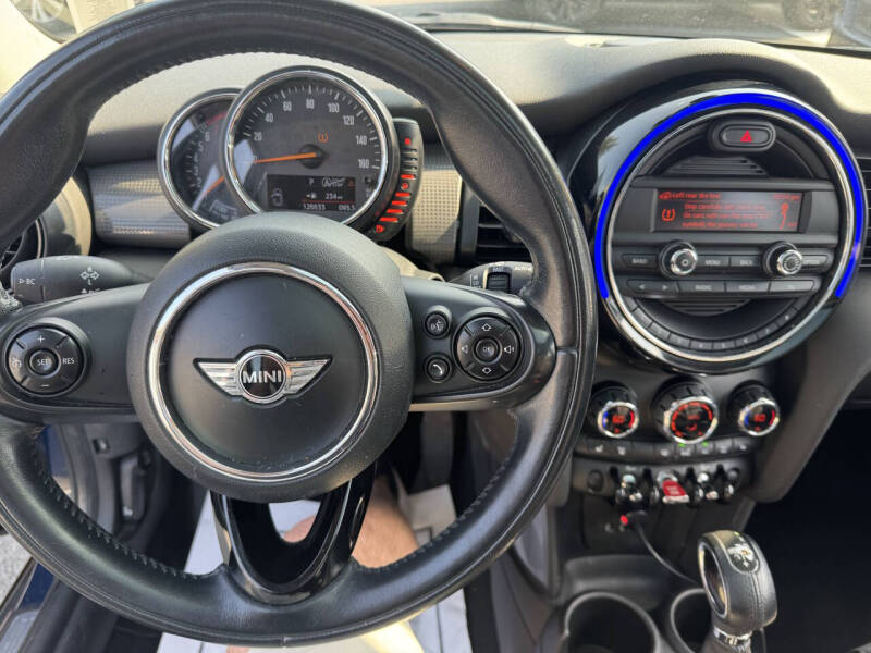 2015 MINI Hardtop 4 Door Cooper