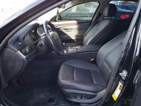 2011 BMW 5 Series 528i