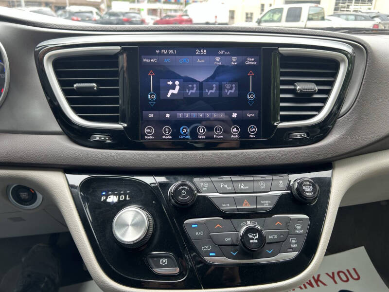 2019 Chrysler Pacifica Touring Plus