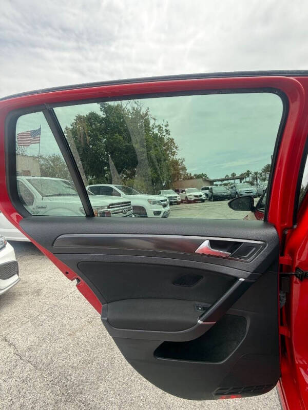2018 Volkswagen Golf GTI S