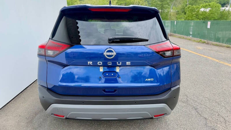 2022 Nissan Rogue S