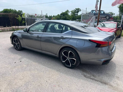 2024 Nissan Altima 2.5 SR