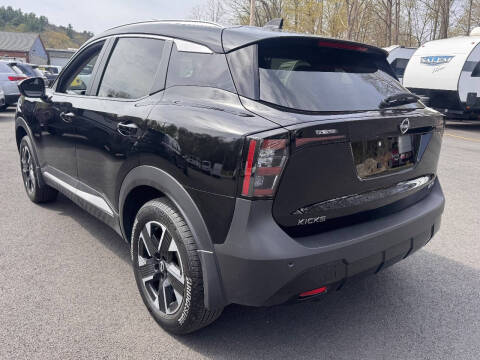 2025 Nissan Kicks SV