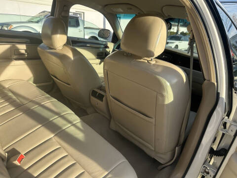 2007 Lincoln Town Car Signature