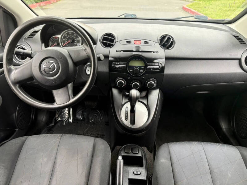2014 Mazda MAZDA2 Sport