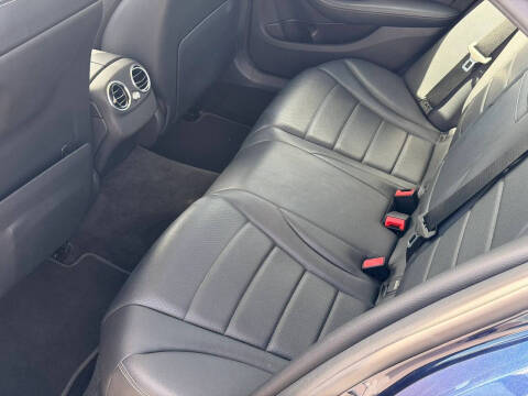 2016 Mercedes-Benz C-Class